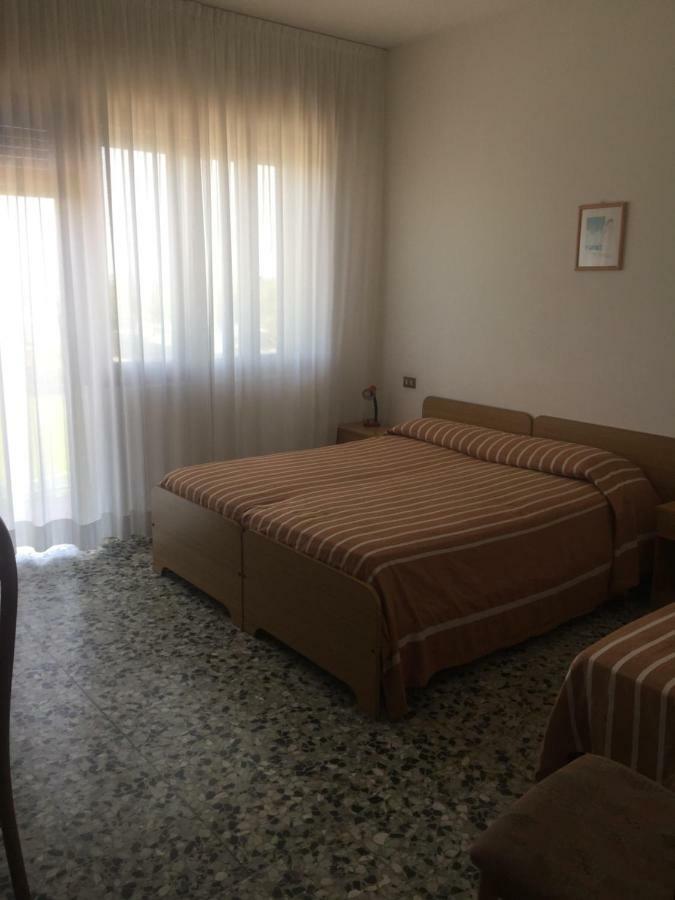 Hotel Margherita Sottomarina Kültér fotó